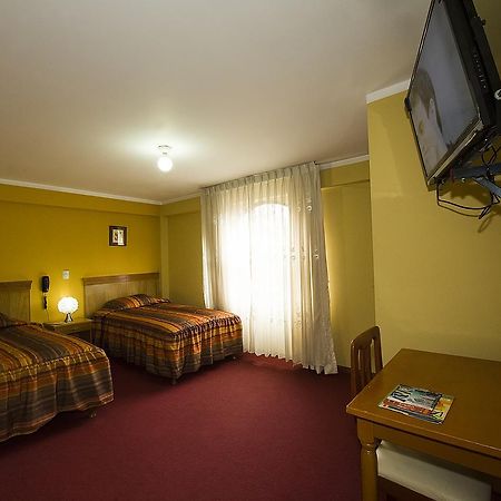 Monte Blanco Hotel อัวรัซ ภายนอก รูปภาพ